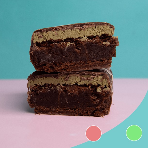 Milk Chocolate Pistachio Kunafa Bar