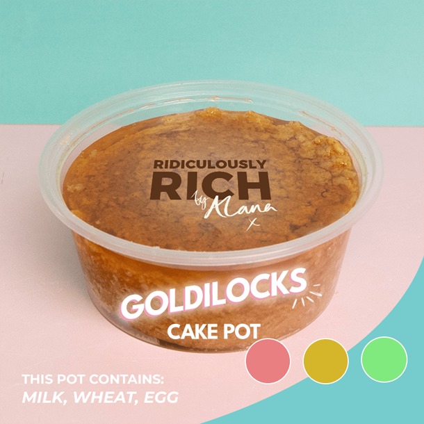 Goldilocks Cake Pot - Spongey blondie, Golden Syrup Dessert Sweet Treat Pot